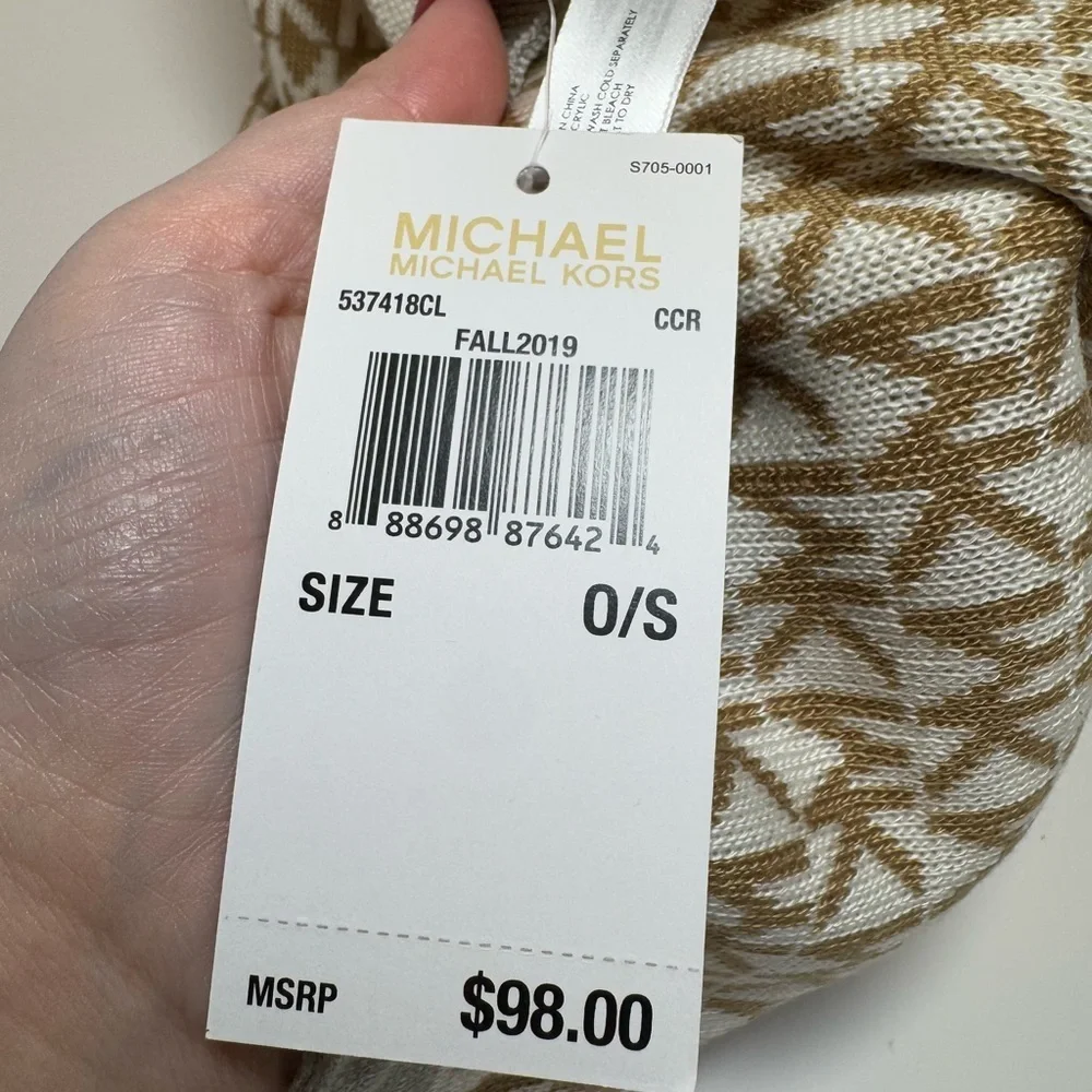 Michael Kors Winter Scarf Beige White Monogram MK Dedigner Accessories NWT